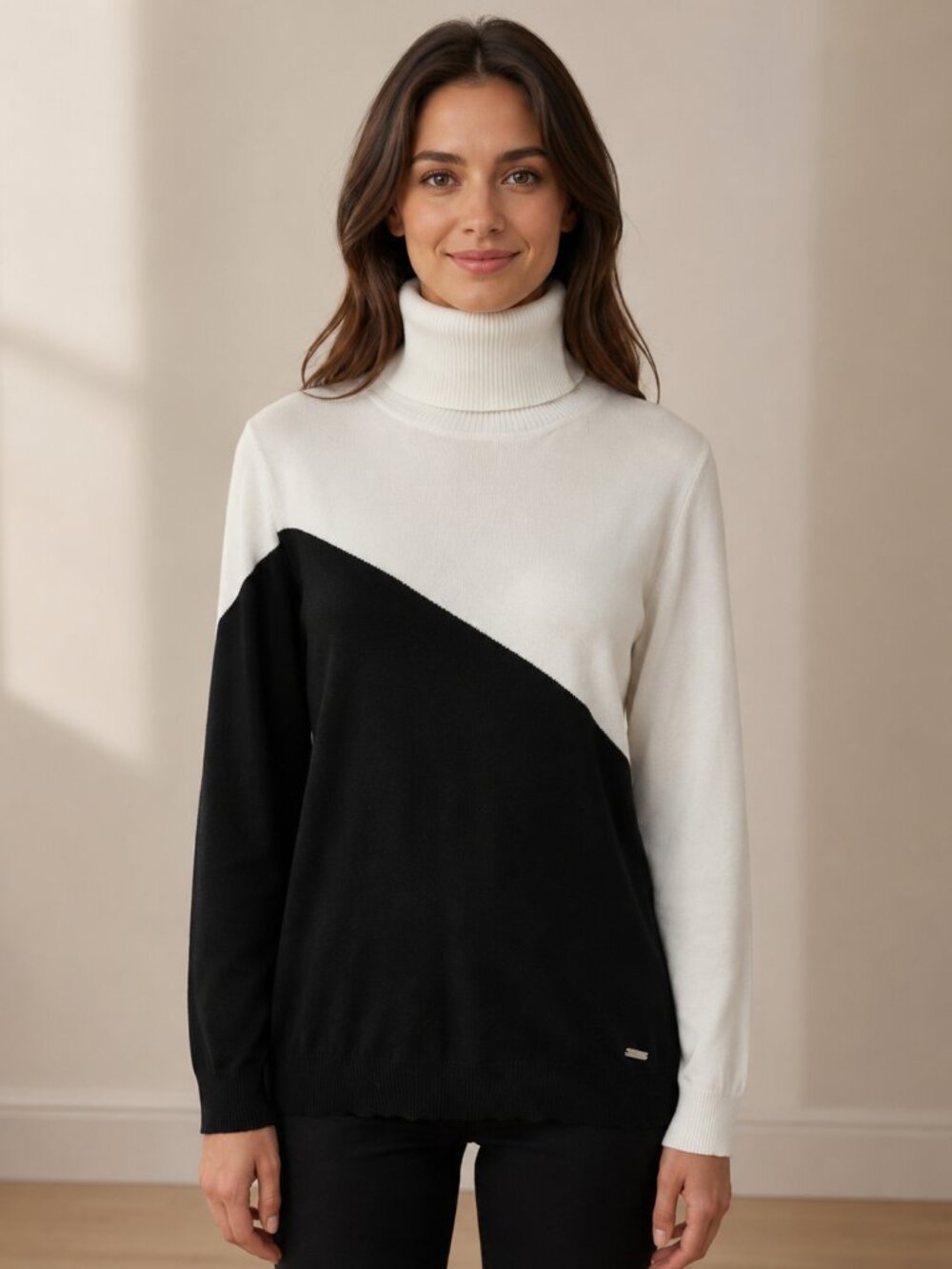 Calvin Klein Black White Colorblock Turtleneck Sweater Medium